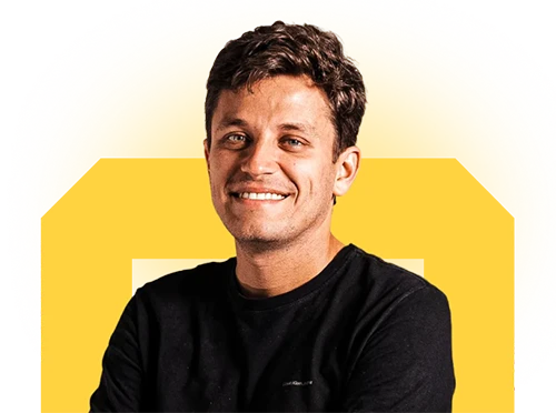 Engenheiro Matheus sorrindo